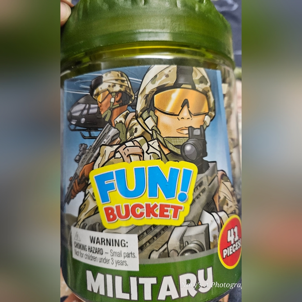 Military Battle Group Bucket-41 Assorted Soldiers and Accessories Toy Play